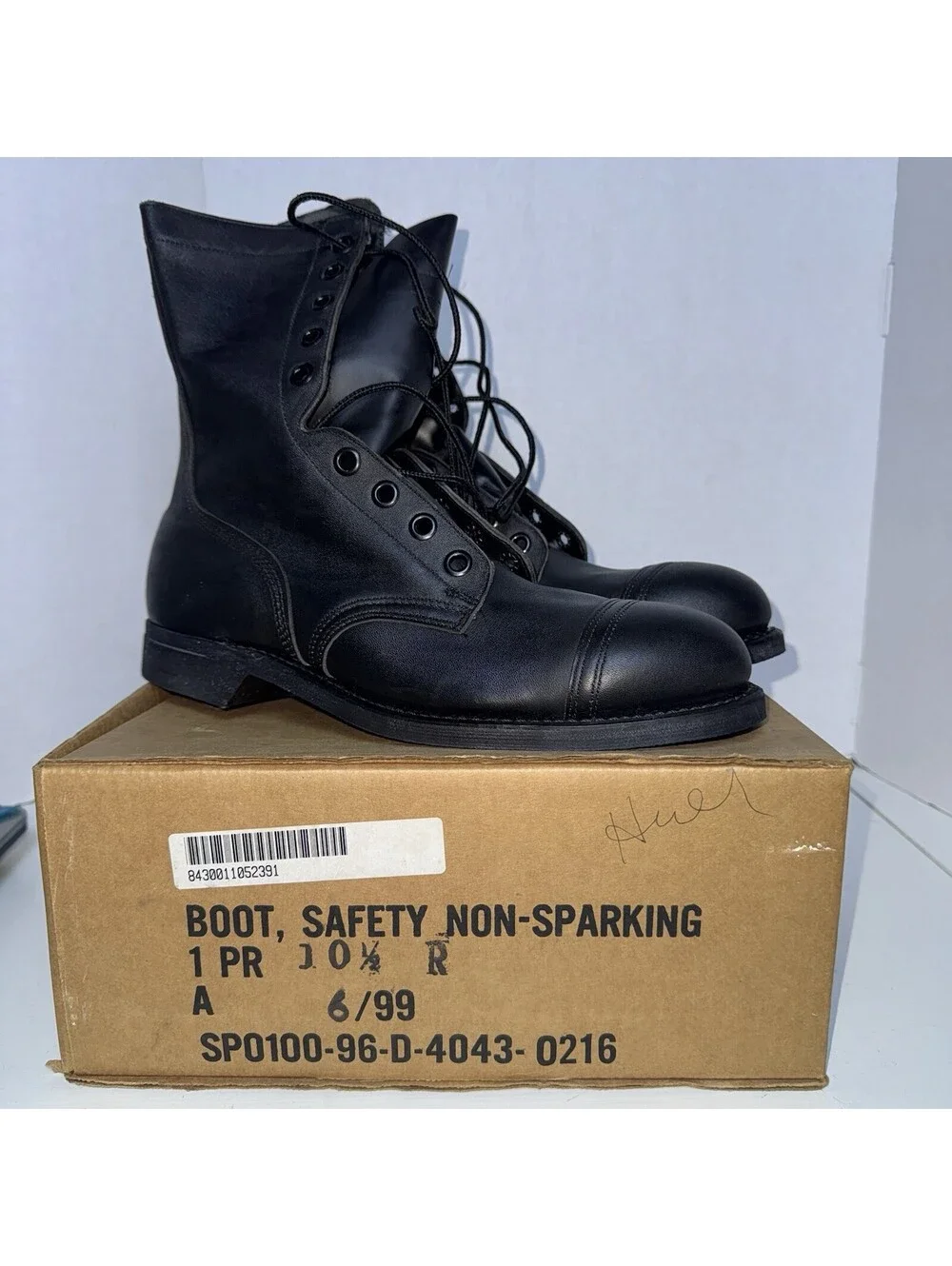 Vintage 99 Black 10.5 Leather Combat Boot COVE Military Steel-toe BILTRITE NWB